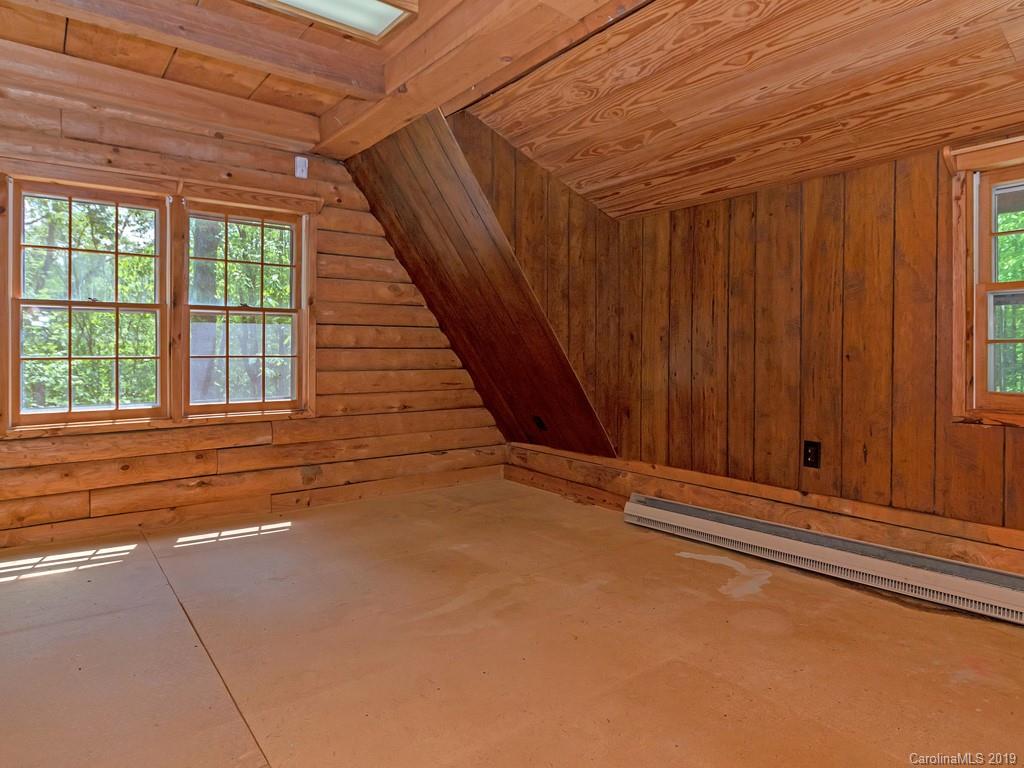 366 Henry Mountain Road Brevard, NC 28712 - Photo 14 of 31 Gallery Image 14
