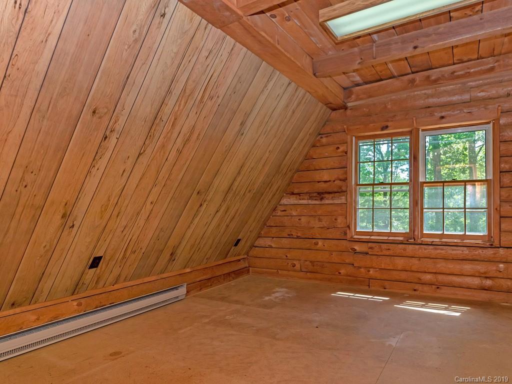 366 Henry Mountain Road Brevard, NC 28712 - Photo 15 of 31 Gallery Image 15
