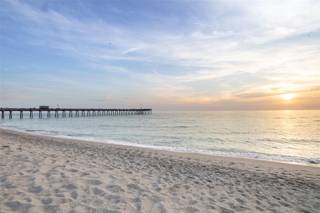 528 Briarwood Road Venice, FL 34293 - Photo 38 of 44 a view of an ocean beach