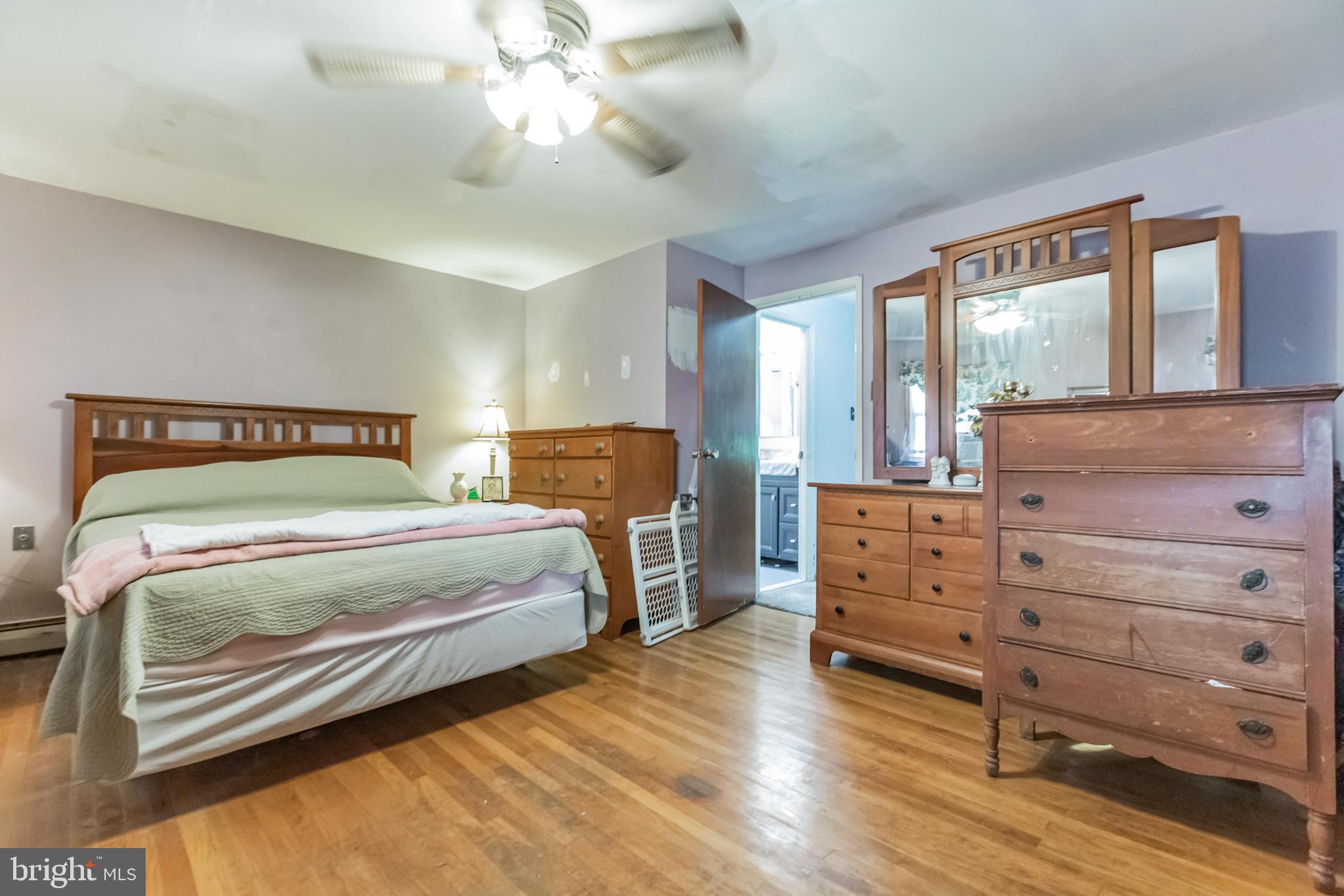 12425 Barbary Road Philadelphia, PA 19154 - Photo 14 of 29