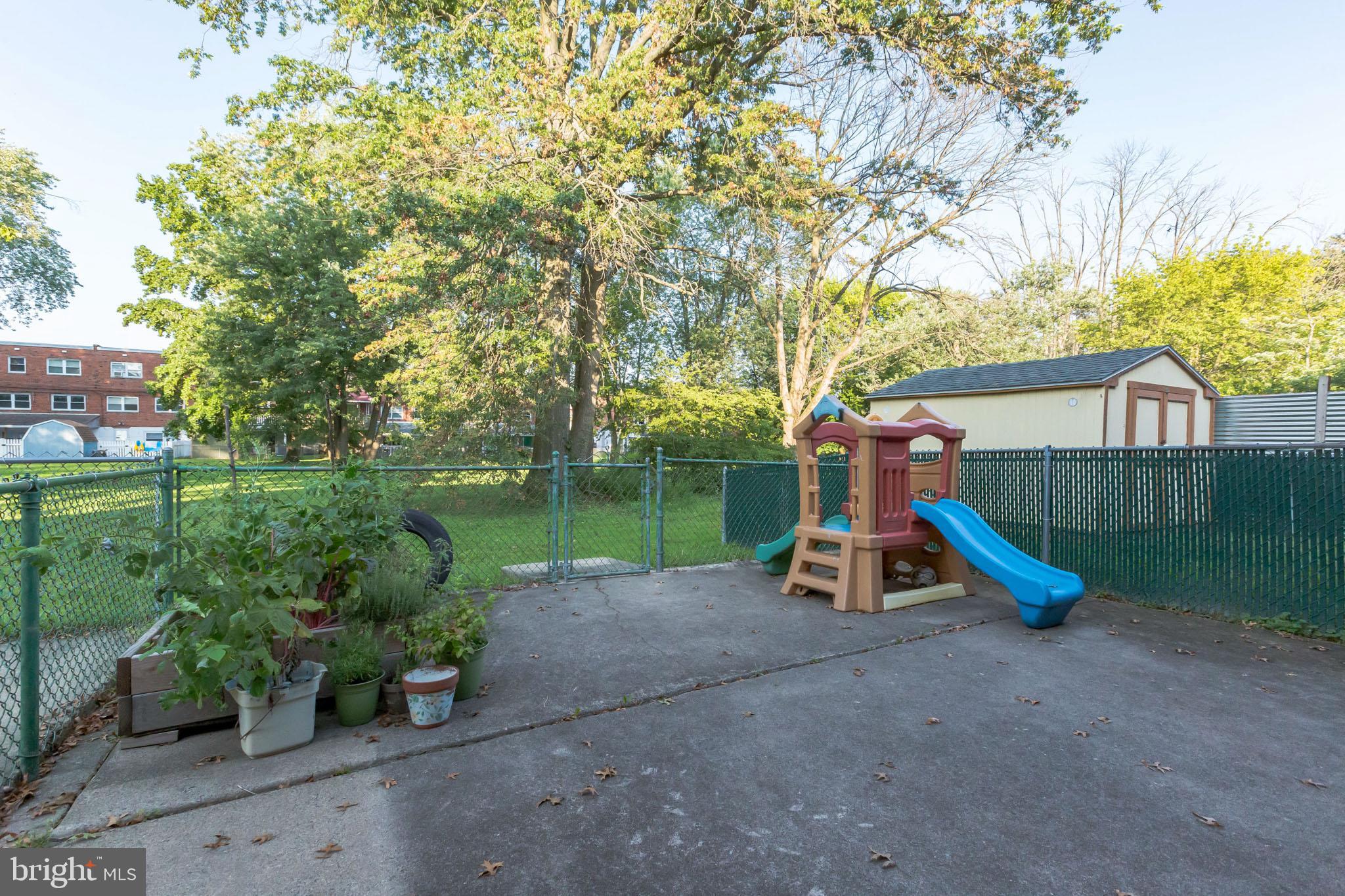 12425 Barbary Road Philadelphia, PA 19154 - Photo 24 of 29
