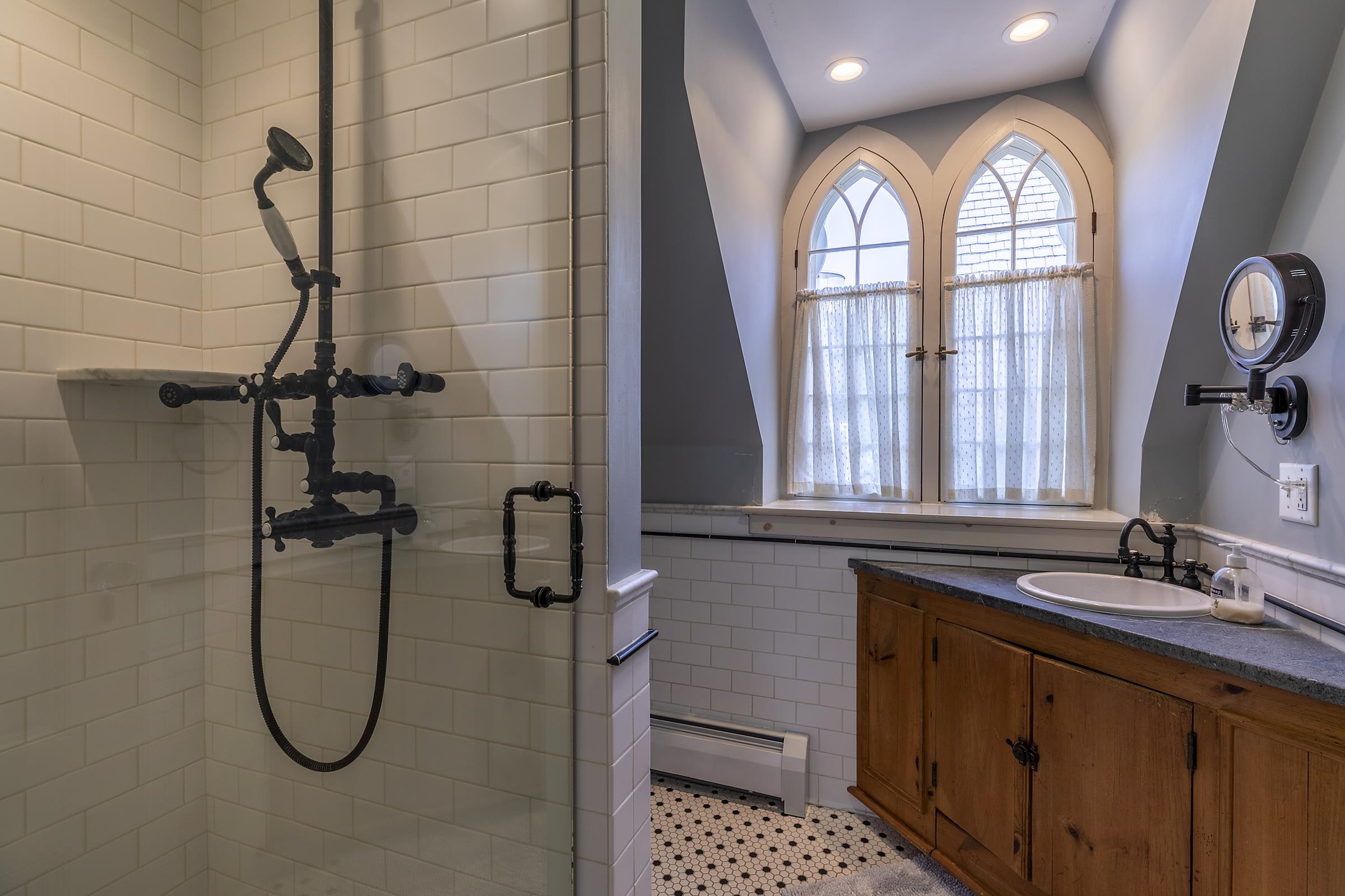 1589 Main Street Cavendish, VT 05142 - Photo 17 of 60