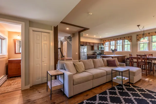 $1,500,000 | 1589 Main Street, Cavendish, VT 05142