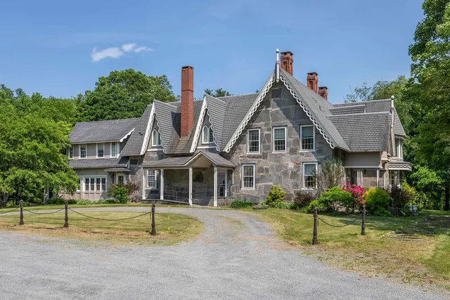 $1,500,000 | 1589 Main Street, Cavendish, VT 05142