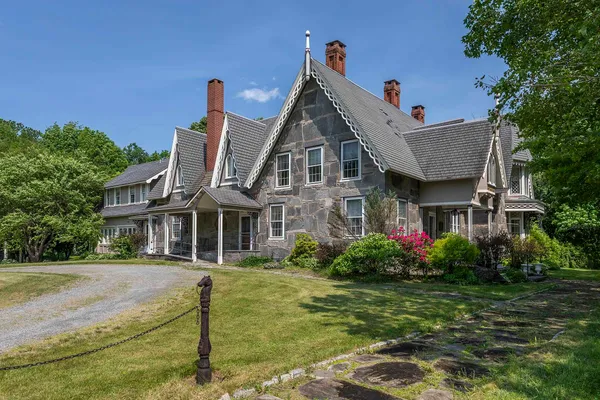 $1,500,000 | 1589 Main Street, Cavendish, VT 05142