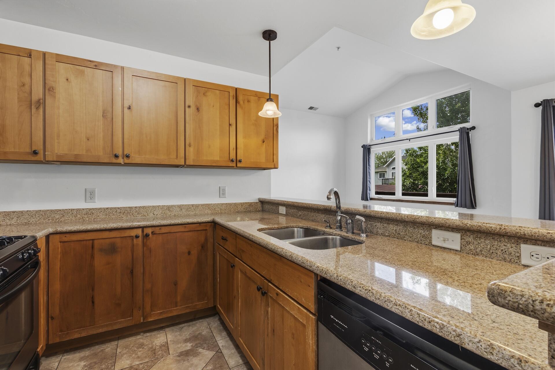 550 Redcliff Circle, Unit D204 Ridgway, CO 81432 - Photo 5 of 19 Kitchen