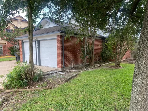$1,849 | 9339 Stonecreek Lane, Houston, TX 77036