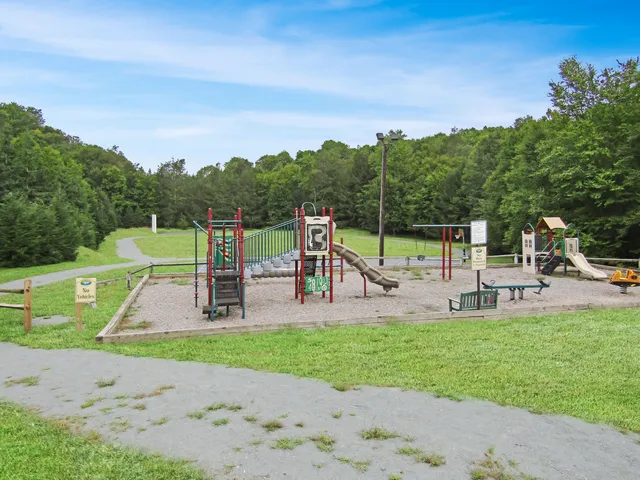 $349,000 | 134 Laurel Hill Drive, Unit 105, Greentown, PA 18426