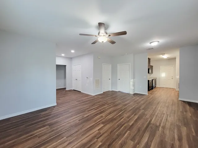 $1,650 | 3201 J P Davis Avenue, Bay City, TX 77414