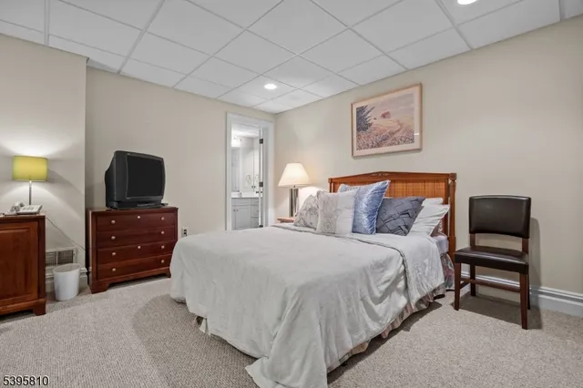 $1,800,000 | 2 Presidents Drive, Bridgewater, NJ 08807