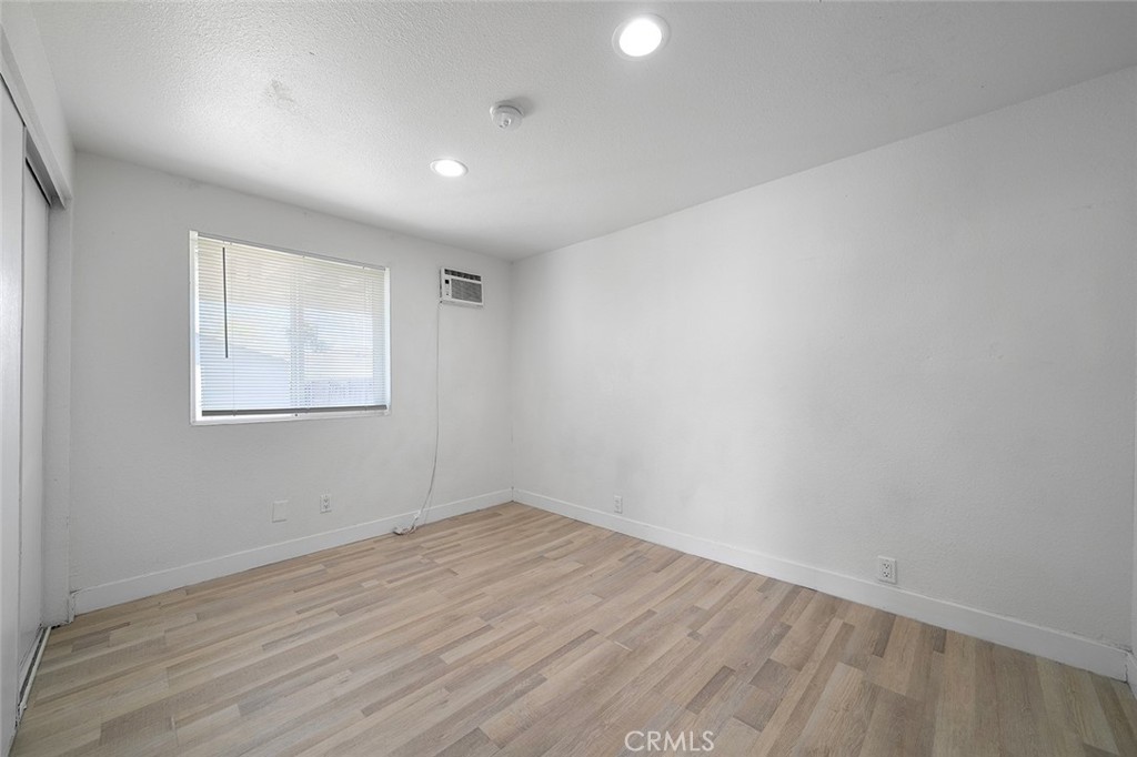 139 North Palm Avenue Rialto, CA 92376 - Photo 23 of 40