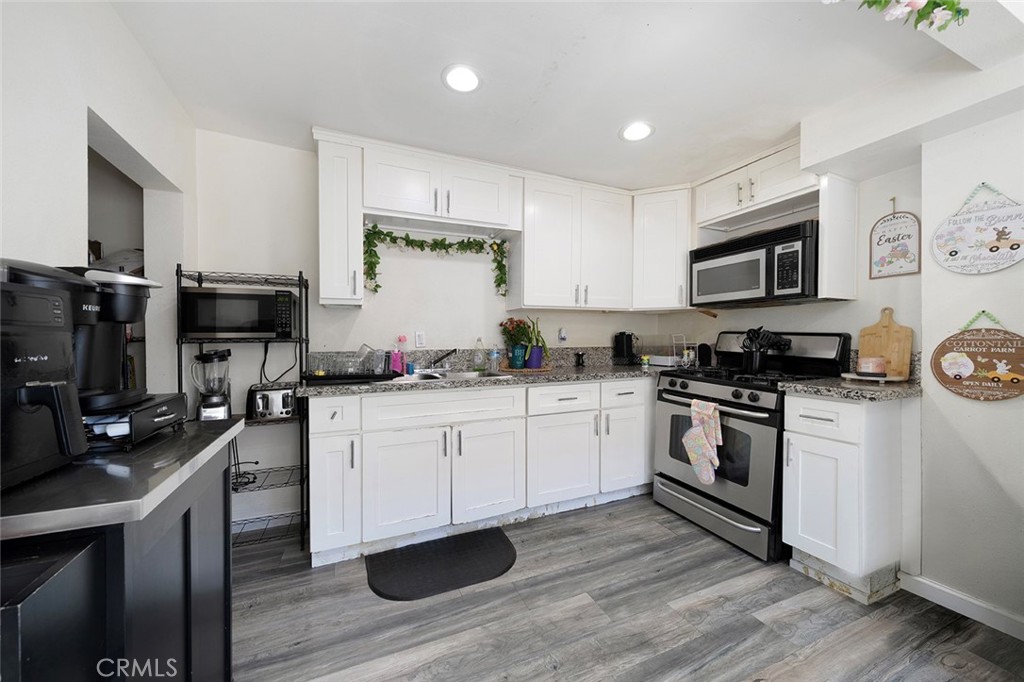 139 North Palm Avenue Rialto, CA 92376 - Photo 31 of 40