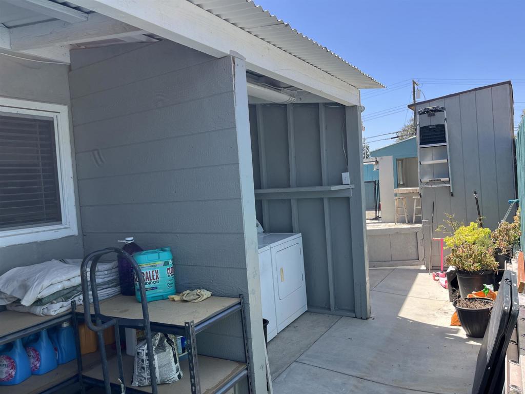 238 Lakeview Avenue Spring Valley, CA 91977 - Photo 121 of 130