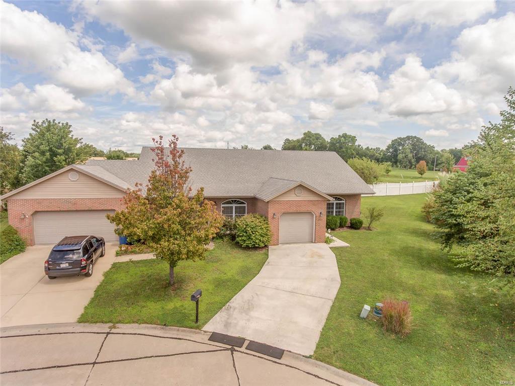 2264 Calgary Drive Shiloh, IL 62221 - Photo 2 of 15