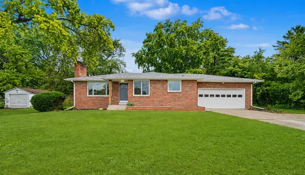 $289,900 | 904 West Kirby Avenue, Champaign, IL 61821
