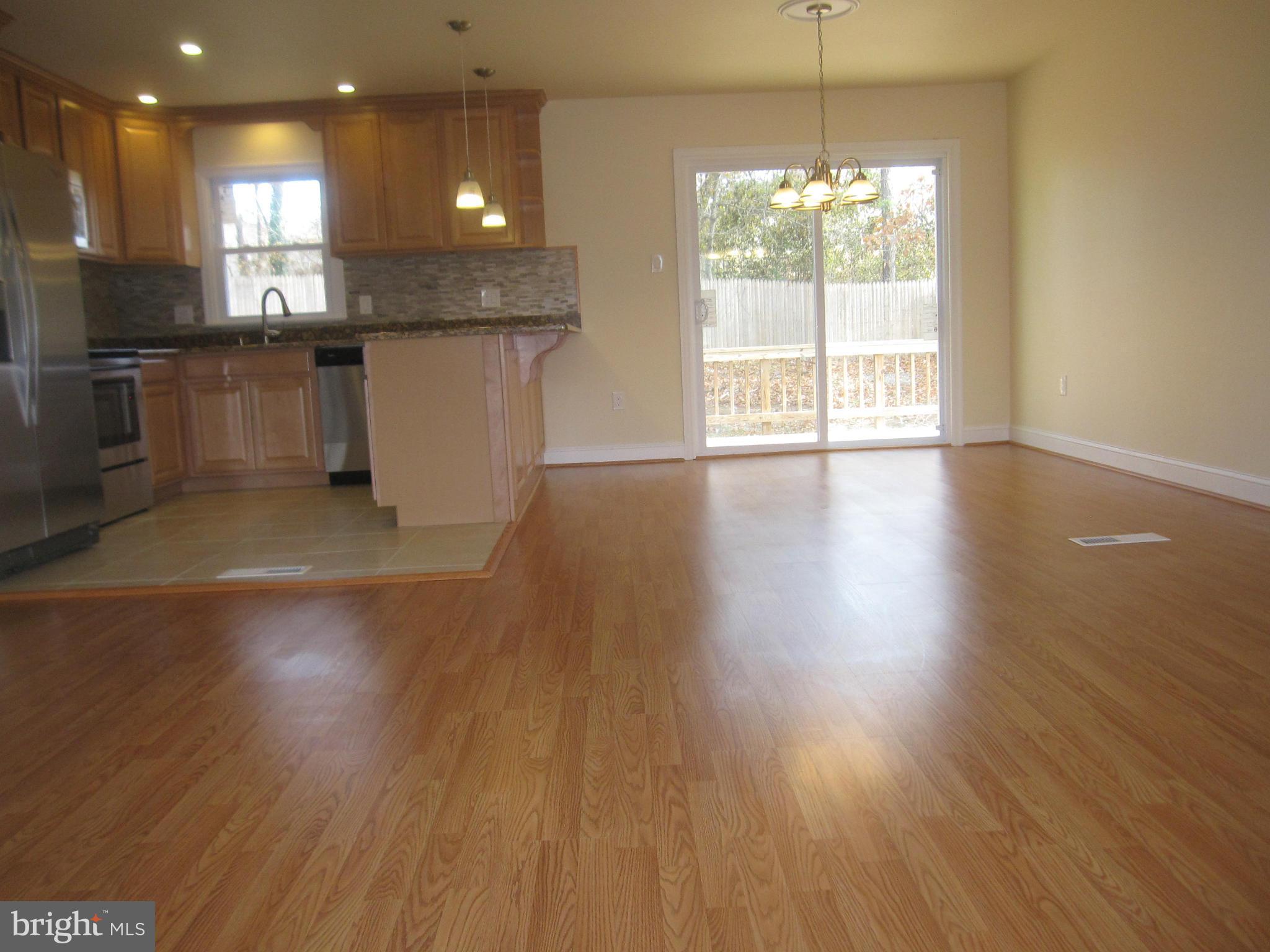 13419 Delaney Road Woodbridge, VA 22193 - Photo 3 of 29 Kitchen