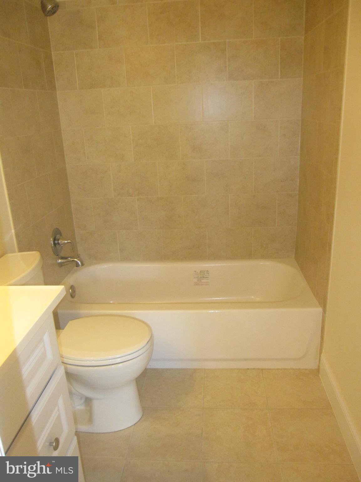 13419 Delaney Road Woodbridge, VA 22193 - Photo 26 of 29 Bath