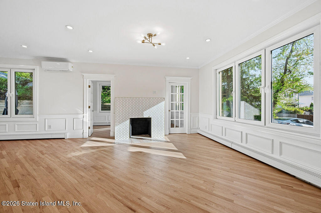 55 Wadsworth Road Staten Island, NY 10305 - Photo 7 of 47 55-wadsworth-rd-7