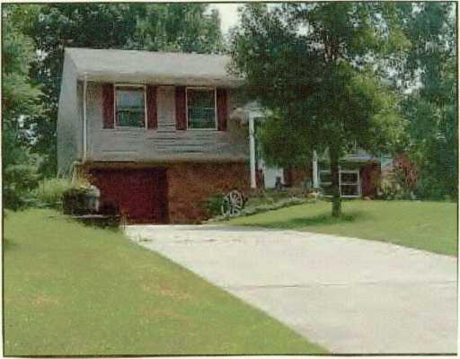 286 French Island Road Perryopolis, PA 15473 - Photo 1 of 1 Exterior Front.