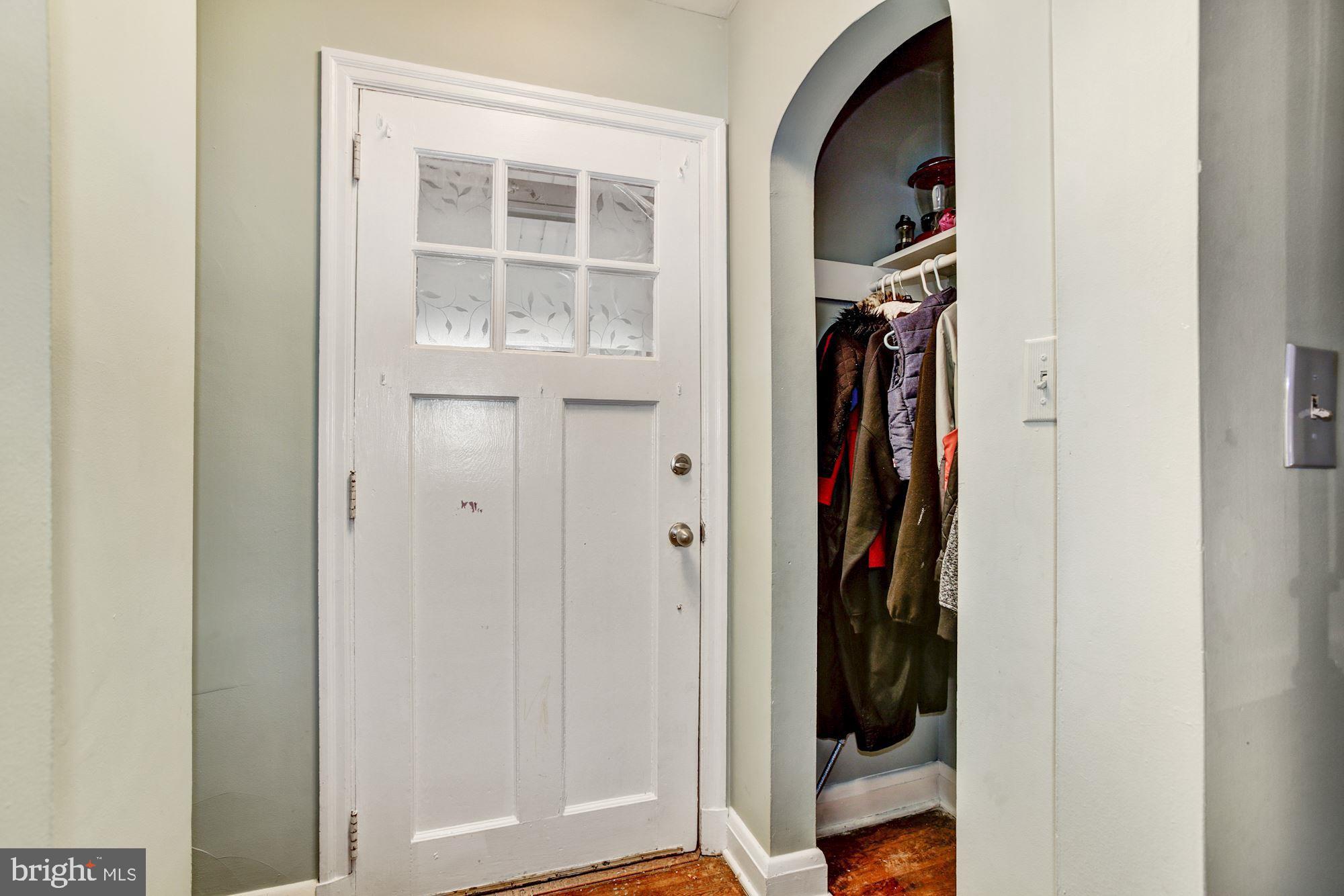 5703 Johnnycake Road Baltimore, MD 21207 - Photo 4 of 55