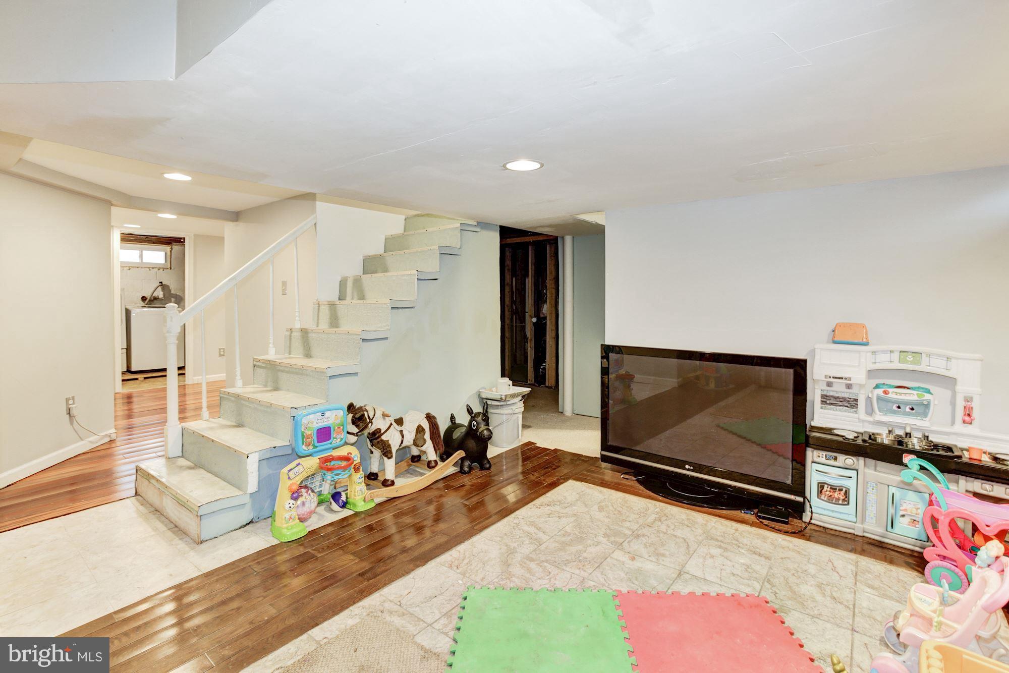 5703 Johnnycake Road Baltimore, MD 21207 - Photo 38 of 55