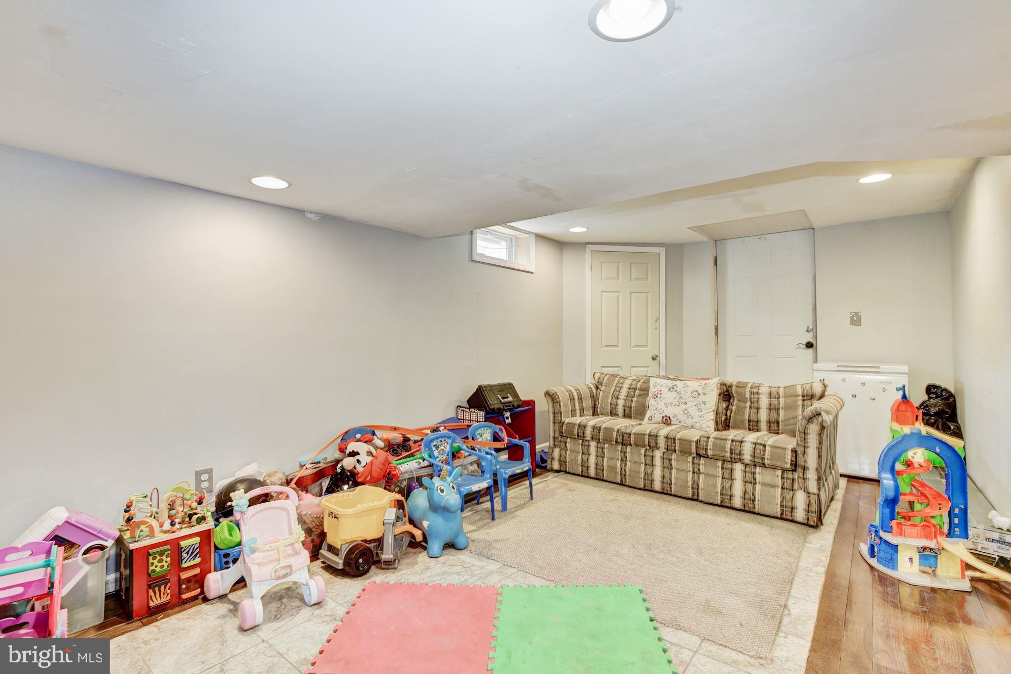 5703 Johnnycake Road Baltimore, MD 21207 - Photo 39 of 55