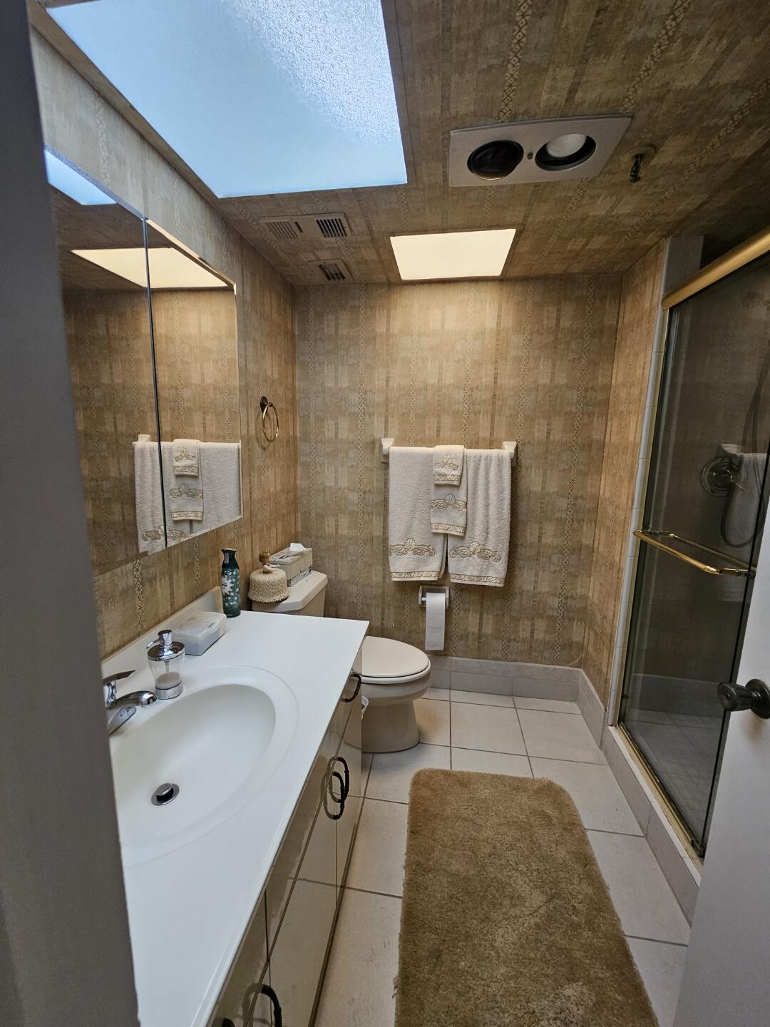 9260 Southwest 14th Street, Unit 2505 Boca Raton, FL 33428 - Photo 9 of 12 Bathroom 2