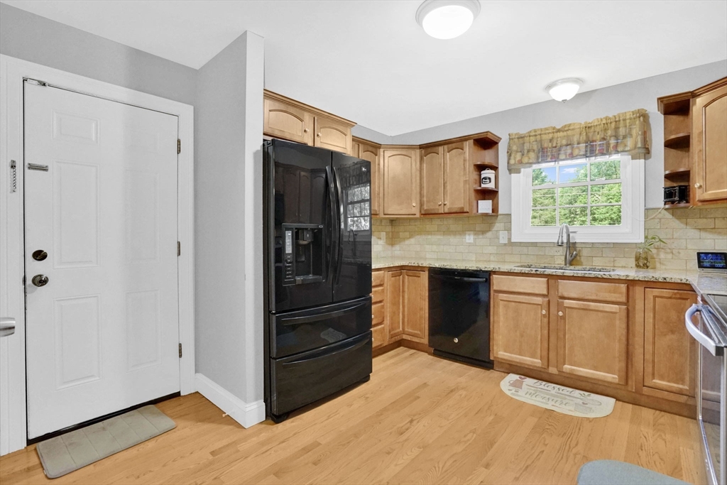 10 Reservoir Road Southwick, MA 01077 - Photo 8 of 38 Gallery Image 8