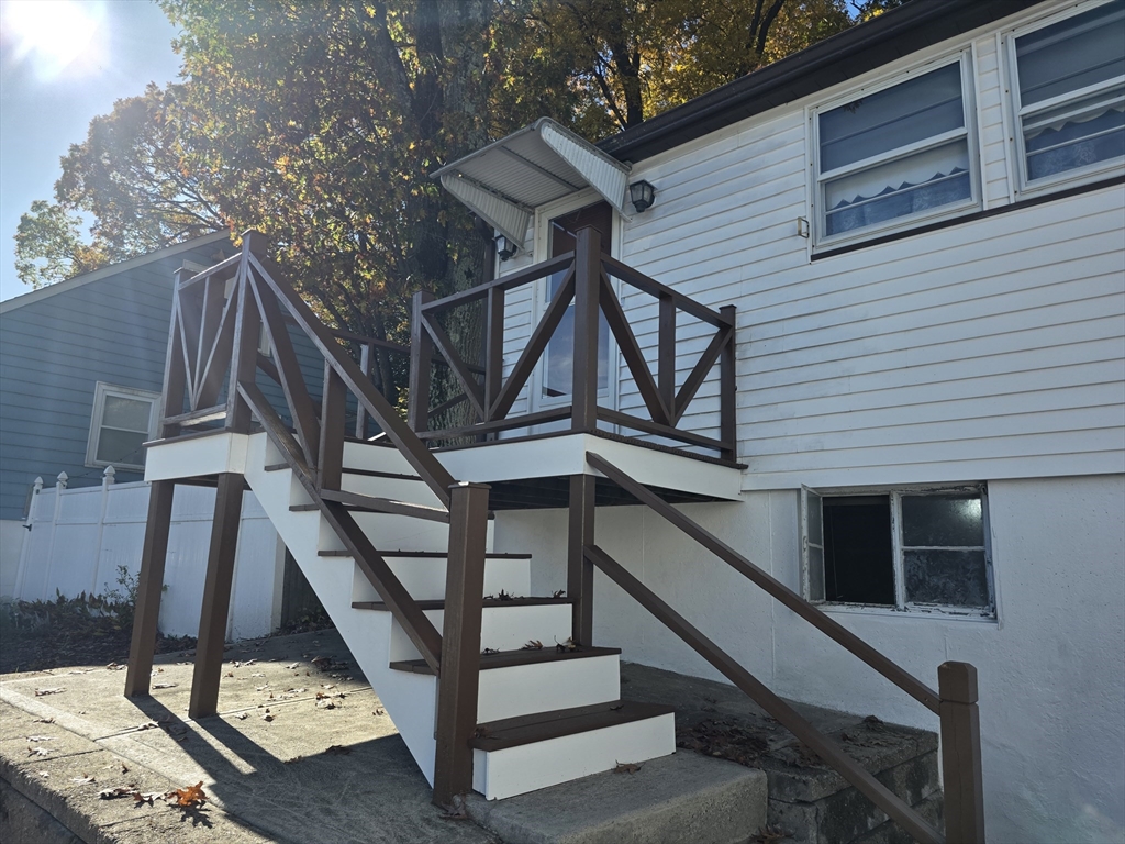 78 Cushing Road Malden, MA 02148 - Photo 4 of 26 Gallery Image 4