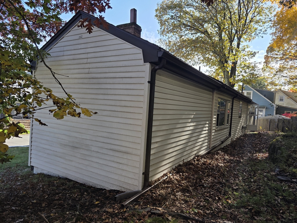 78 Cushing Road Malden, MA 02148 - Photo 6 of 26 Gallery Image 6