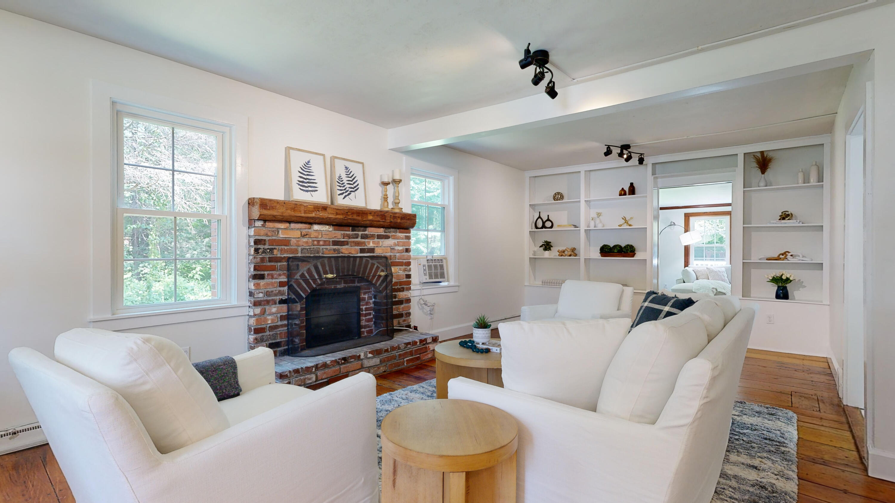 118 Dennett Road Kittery, ME 03904 - Photo 18 of 76 Living Room
