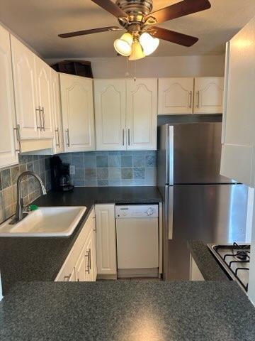 331 East McNab Road, Unit 220 Pompano Beach, FL 33060 - Photo 14 of 30 IMG_1390