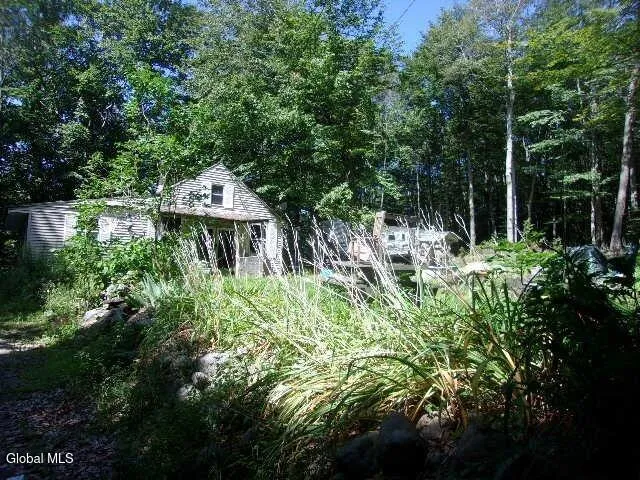 $74,900 | 12 Delavan Avenue, Greenfield, NY 12850