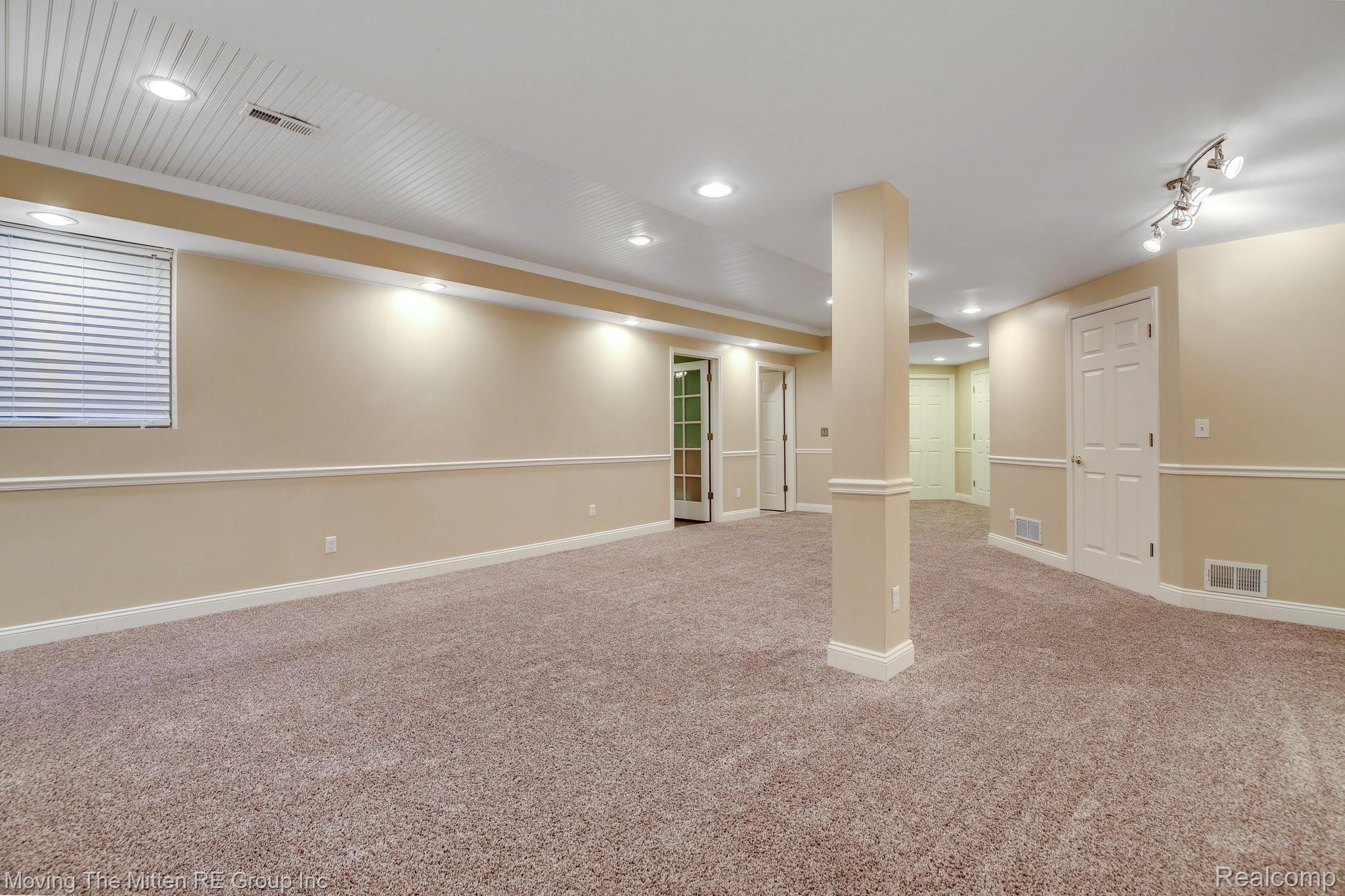 24906 Reeds Pointe Drive, Unit 47 Novi, MI 48374 - Photo 55 of 78 24906+Reeds+Pointe+Dr+Novi-54-web.jpg