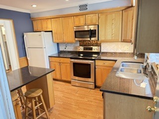 3250 Sanders Road, Unit 10C Northbrook, IL 60062 - Photo 7 of 23