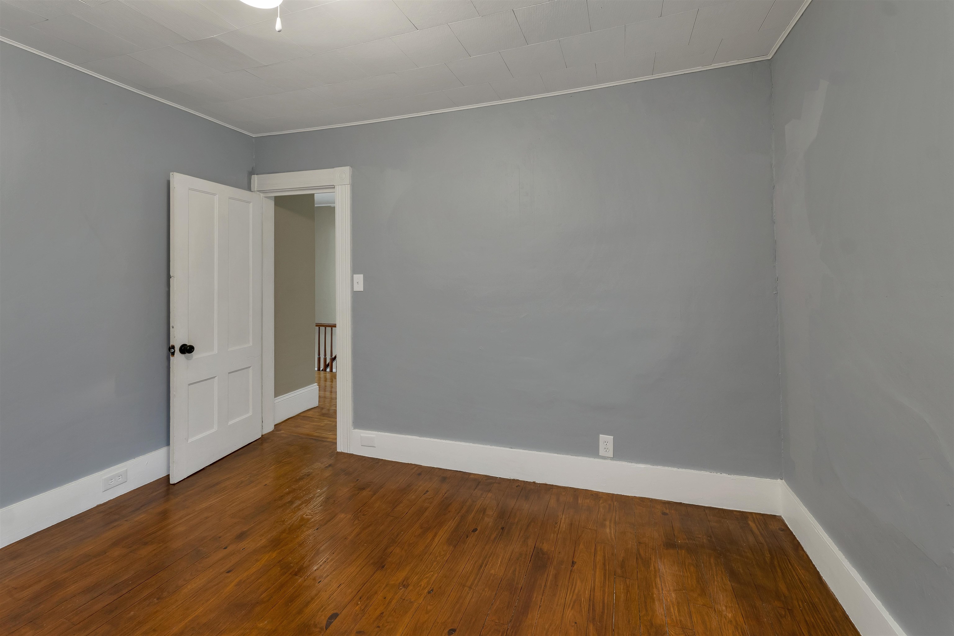96 Elm Street Whitefield, NH 03598 - Photo 17 of 35