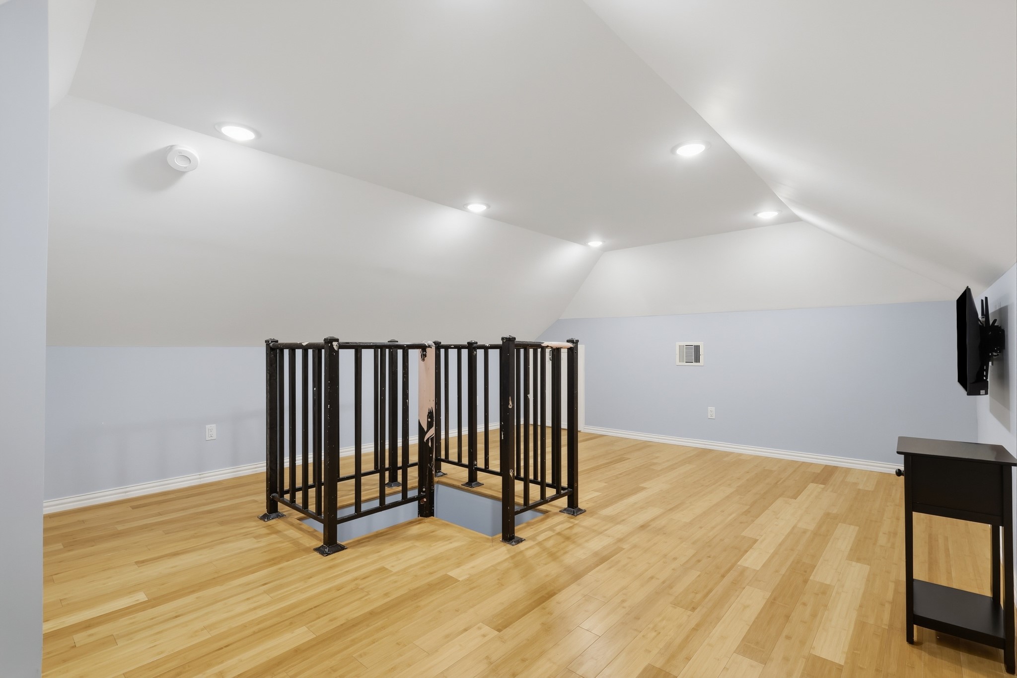 2414 Rosedale Street Houston, TX 77004 - Photo 19 of 26 Gallery Image 19