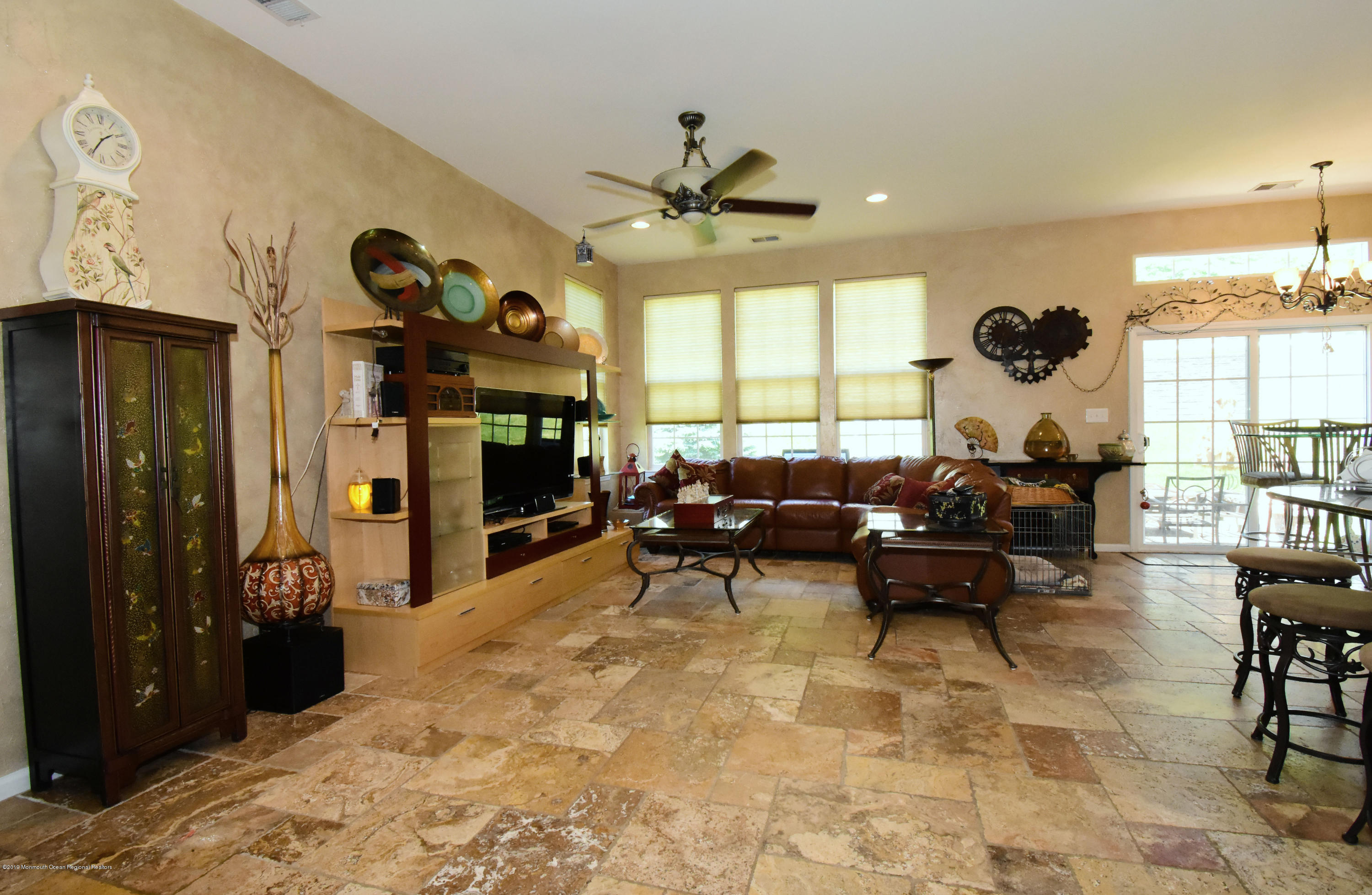 21 Exton Way Jackson, NJ 08527 - Photo 11 of 30 Family Room