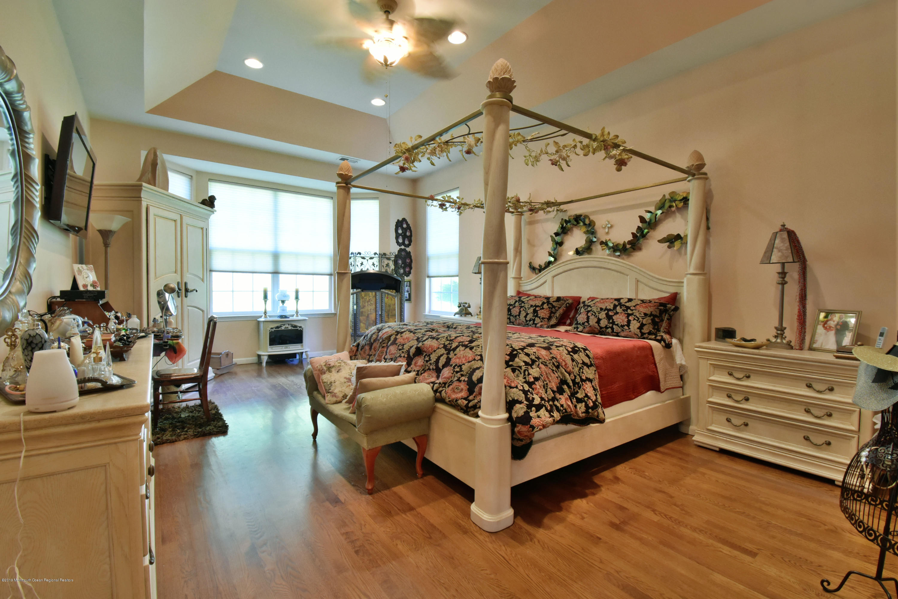 21 Exton Way Jackson, NJ 08527 - Photo 12 of 30 Master Bedroom