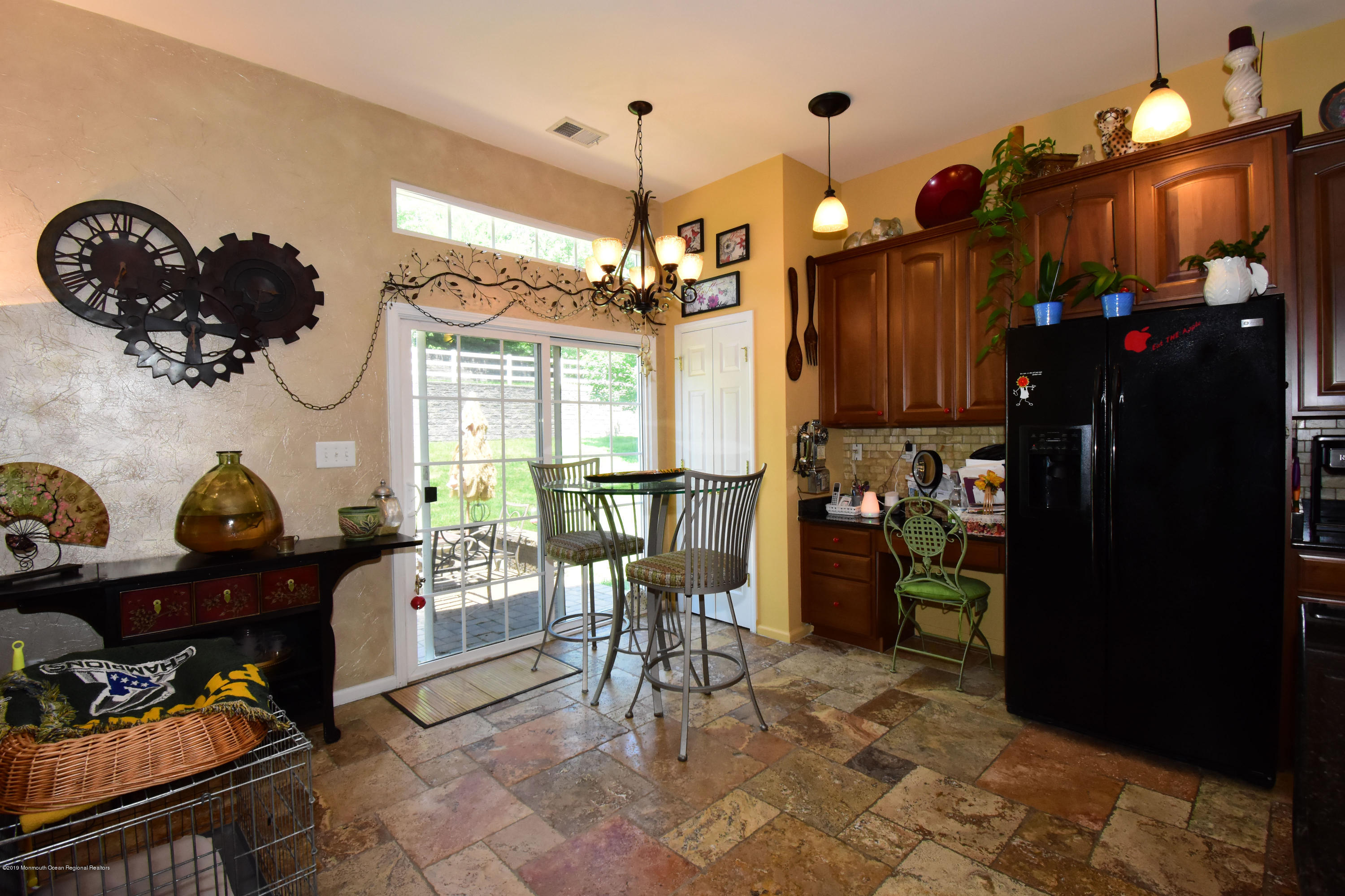 21 Exton Way Jackson, NJ 08527 - Photo 10 of 30 Breakfast Area