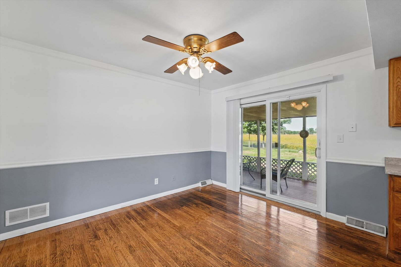 2210 East Perkins Road Urbana, IL 61802 - Photo 16 of 37 Gallery Image 16