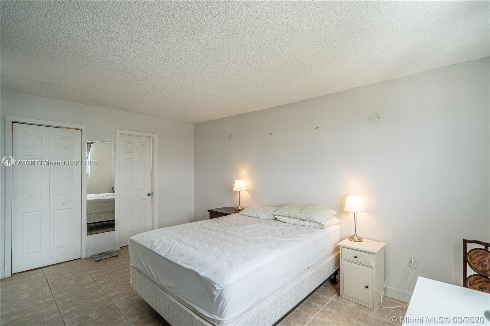 6900 Bay Drive, Unit 11L Miami Beach, FL 33141 - Photo 11 of 14