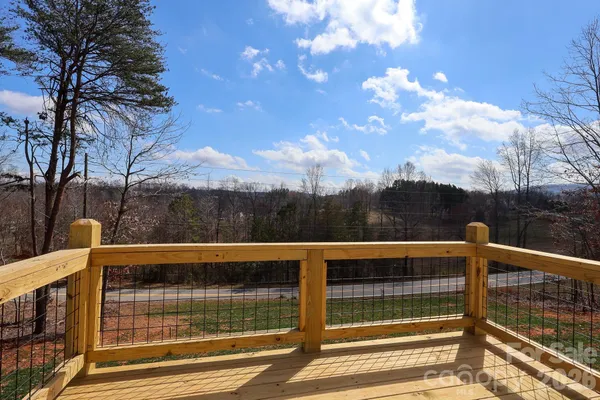 $274,900 | 90 South Cascades Drive, Nebo, NC 28761