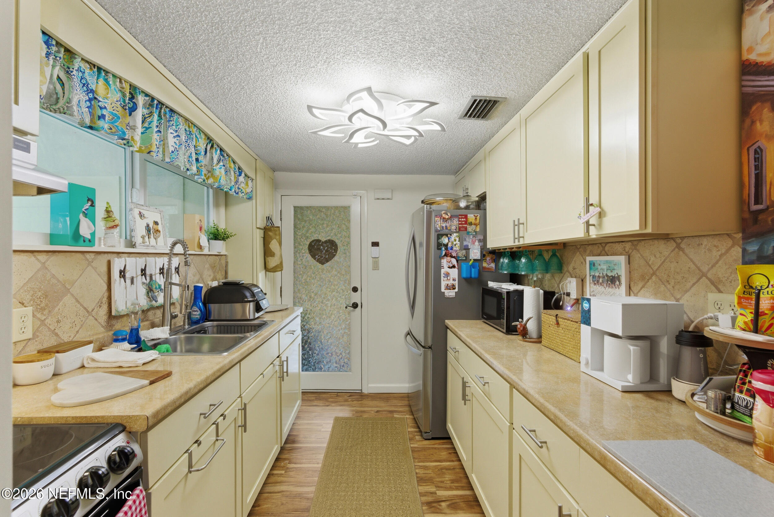 6322 Old Middleburg Road South Jacksonville, FL 32222 - Photo 9 of 21 Kitchen