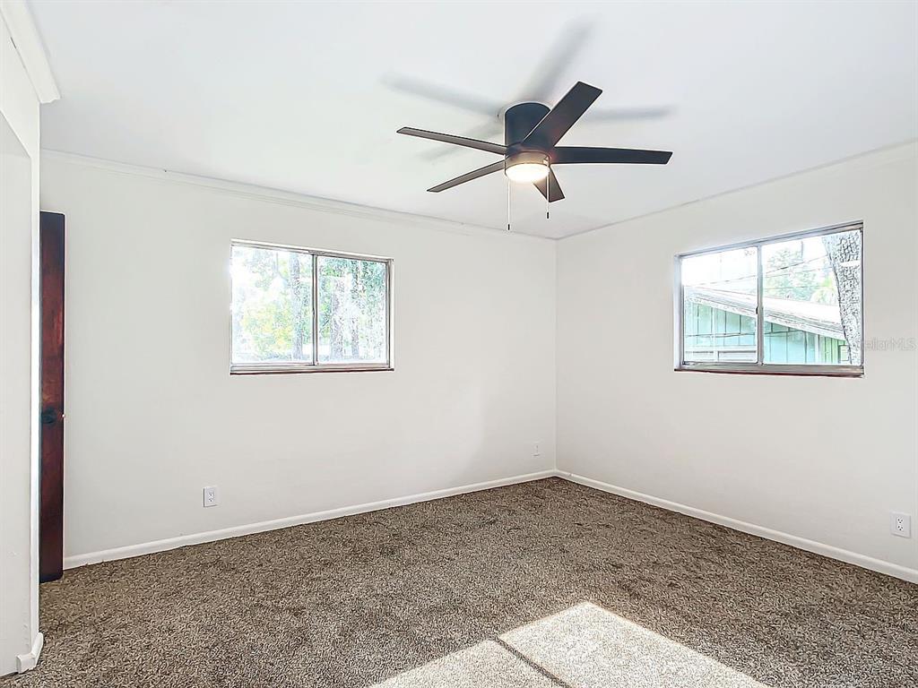 3729 Southwest 15th Street Gainesville, FL 32608 - Photo 8 of 19