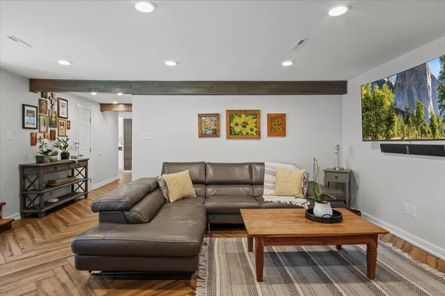 $450,000 | 262 Marilou Lane, Bartonsville, PA 18321