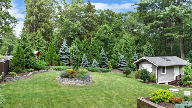 $450,000 | 262 Marilou Lane, Bartonsville, PA 18321