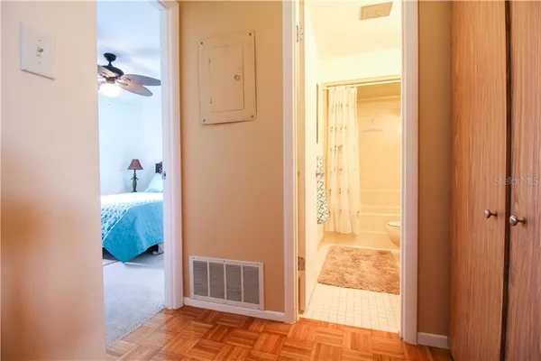 $3,000 | 460 Base Avenue East, Unit 125, Venice, FL 34285