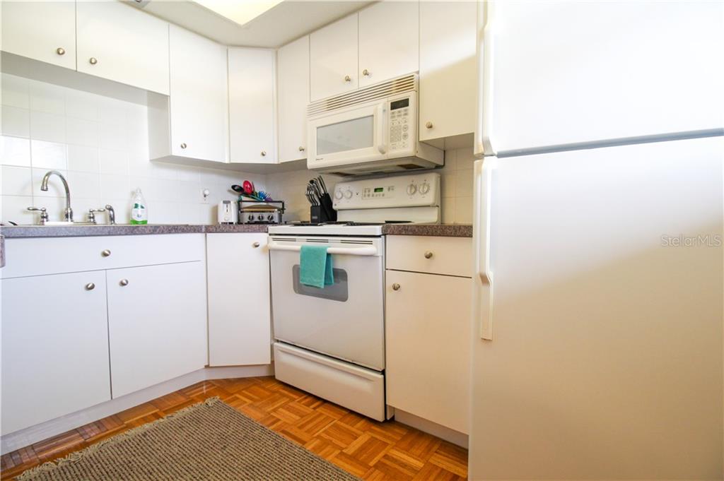 460 Base Avenue East, Unit 125 Venice, FL 34285 - Photo 7 of 21