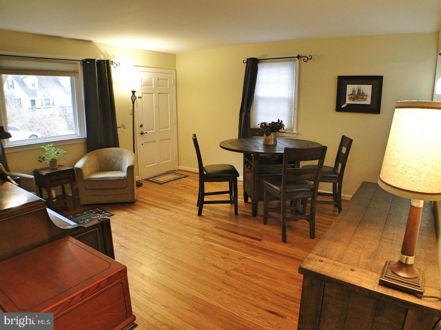 53 Fahnestock Road Malvern, PA 19355 - Photo 3 of 25 Gallery Image 3